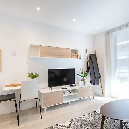 Estella04 Apartman *